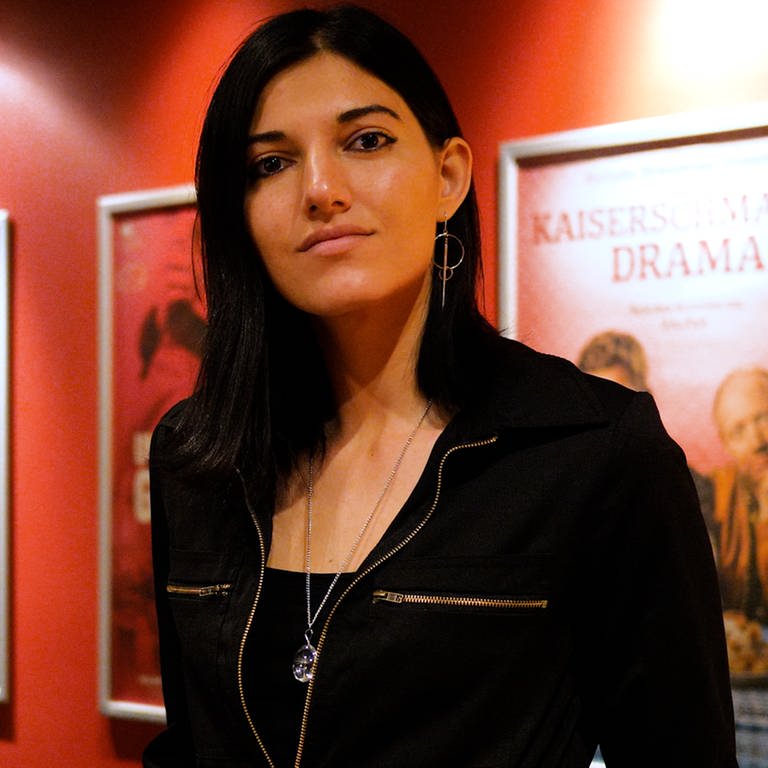 Shamila macht Actionfilme mit starken Frauen 