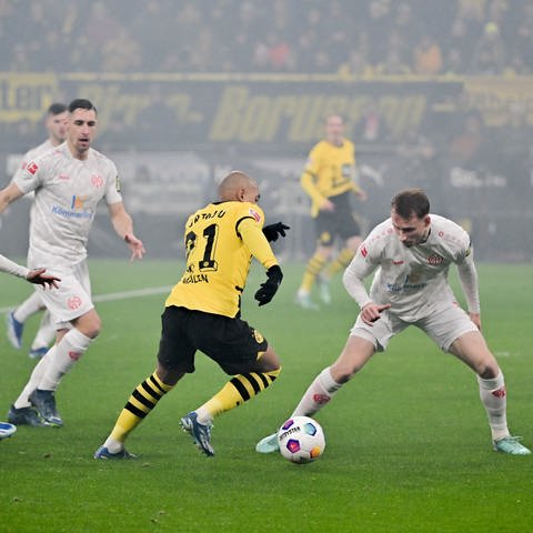 Spielszene Mainz 05 gegen Borussia Dortmund